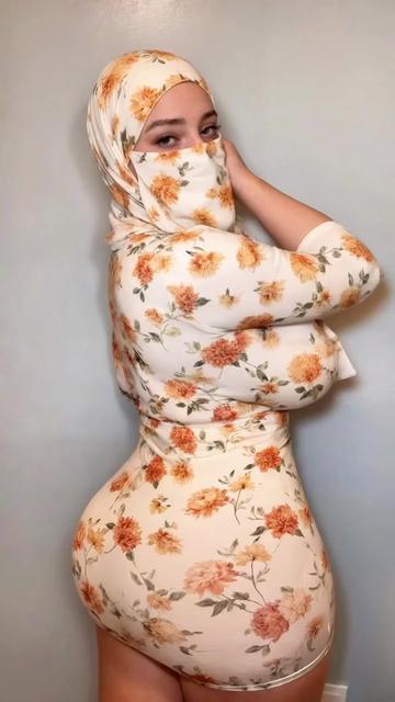 @Azilia Hadid