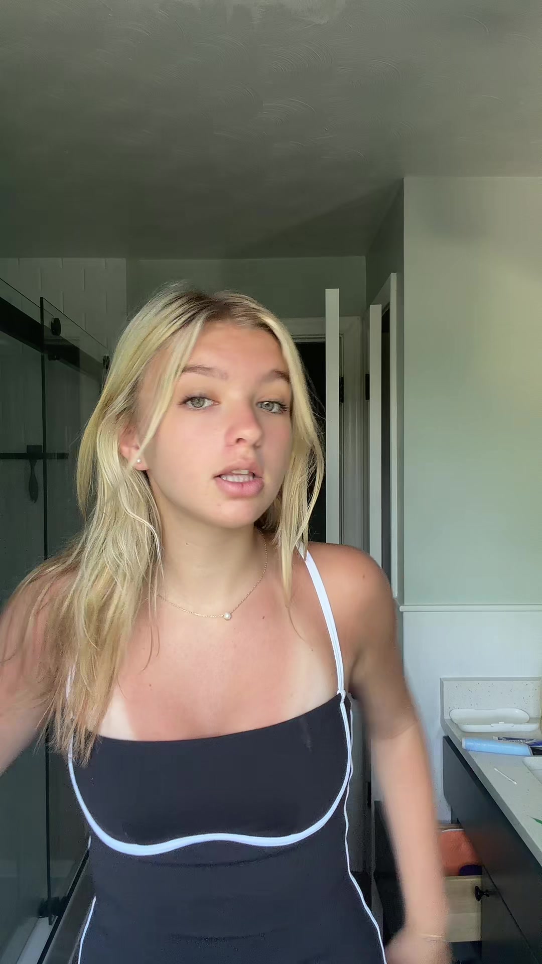 @๐๐