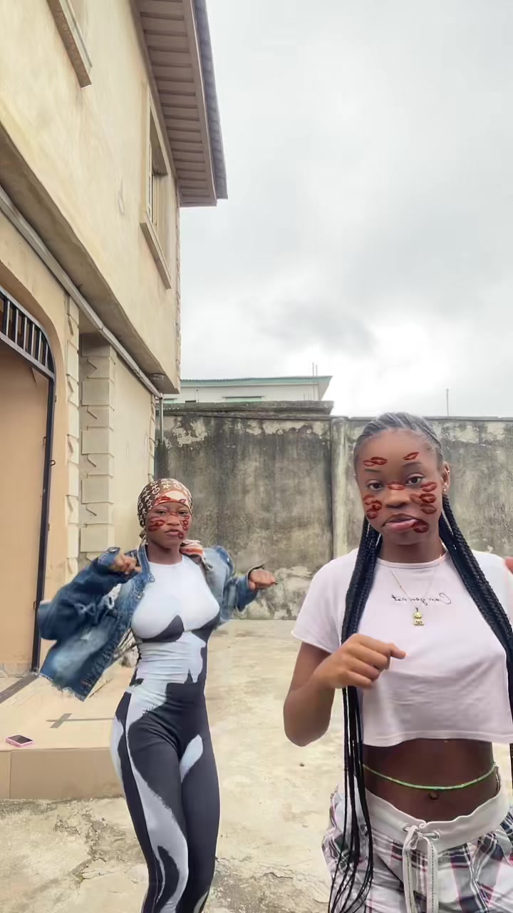 @Girl Like Enitan🌺