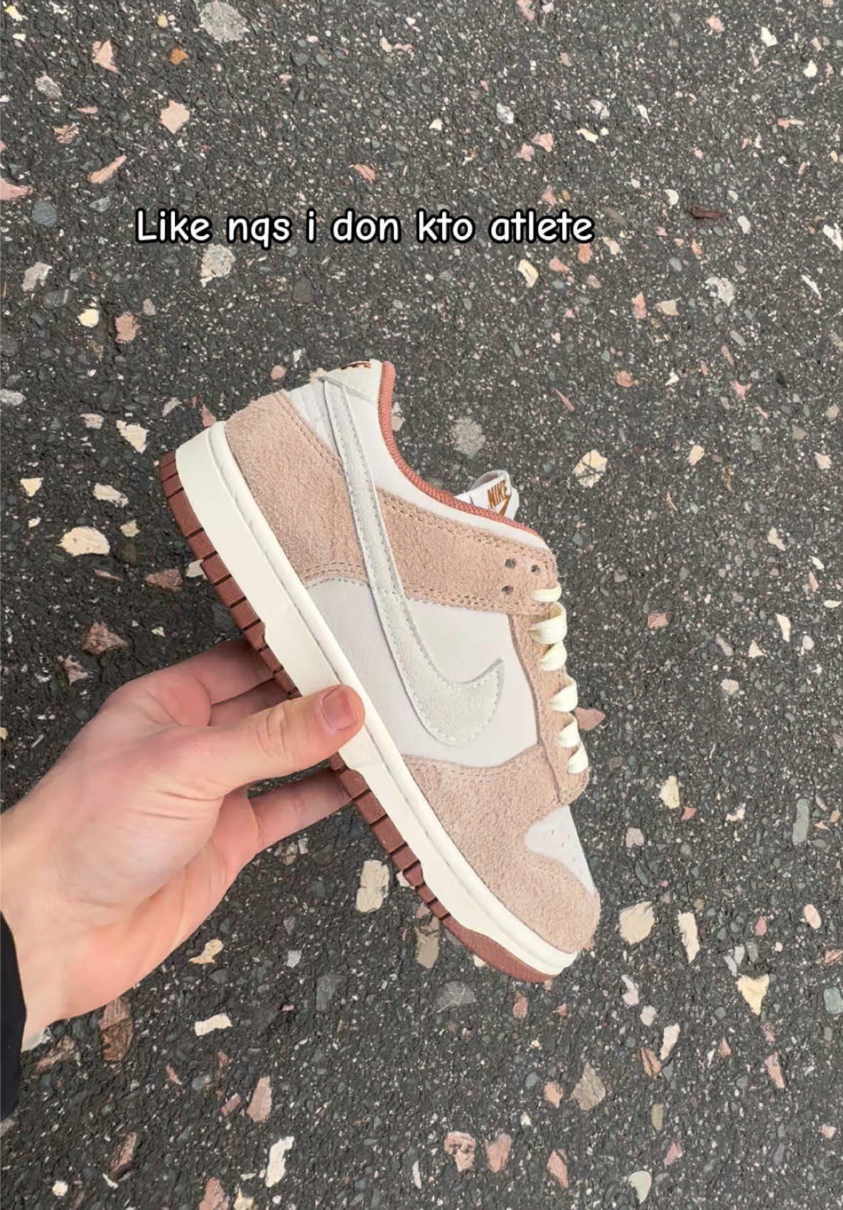 @erkicks.al