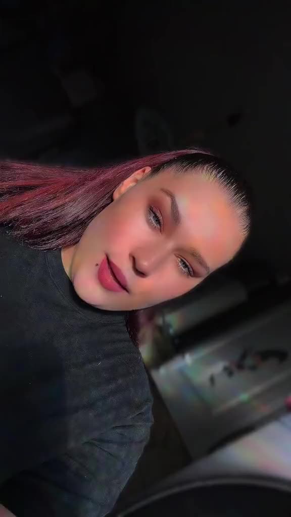 @Roservanii🌹