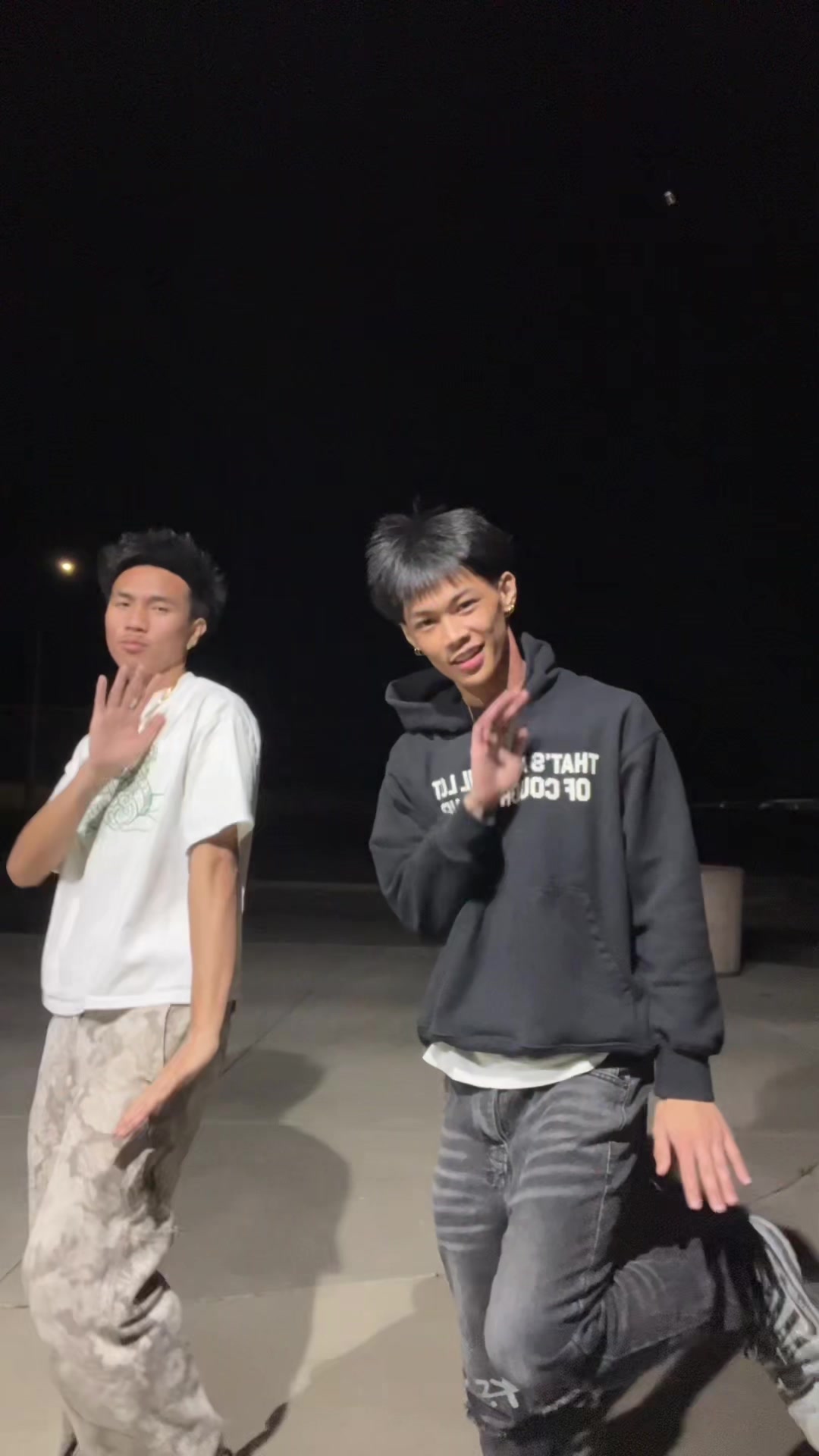 @Mj