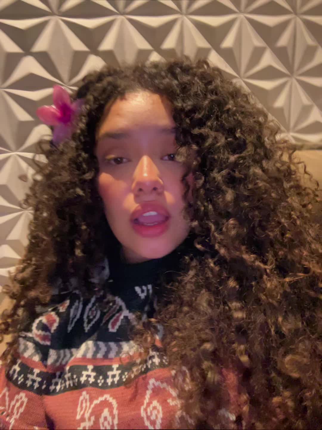 @Larissa!