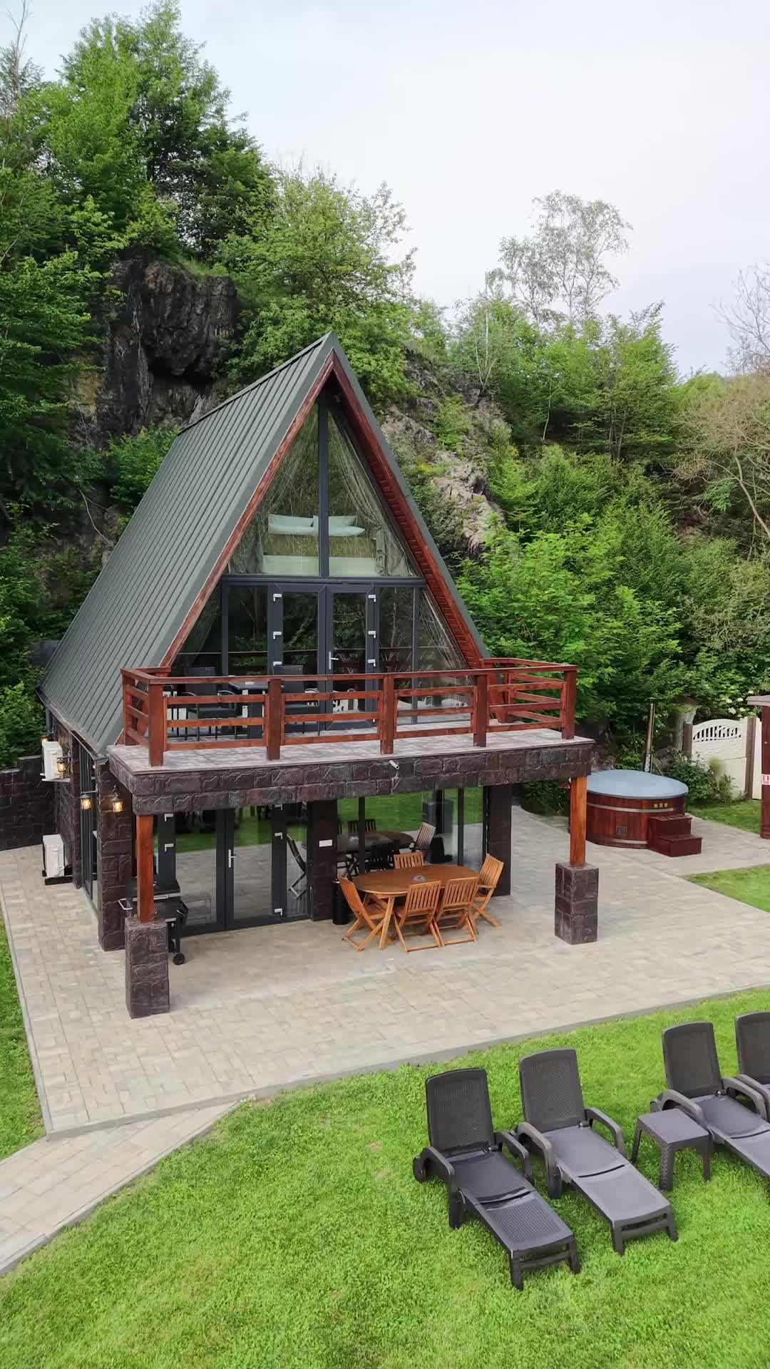 @A-Frame Valea Mosului