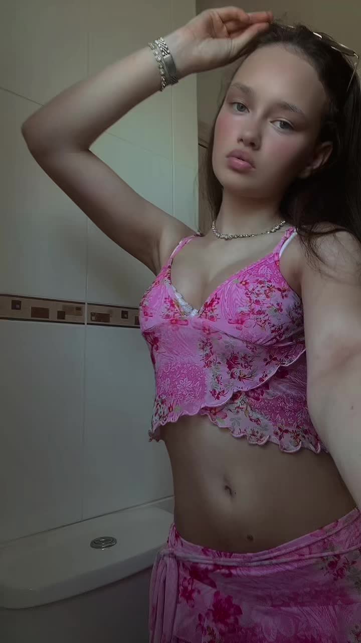 @𝐇𝐄𝐋𝐄𝐍𝐌𝐀𝐑𝐈𝐄ꨄ
