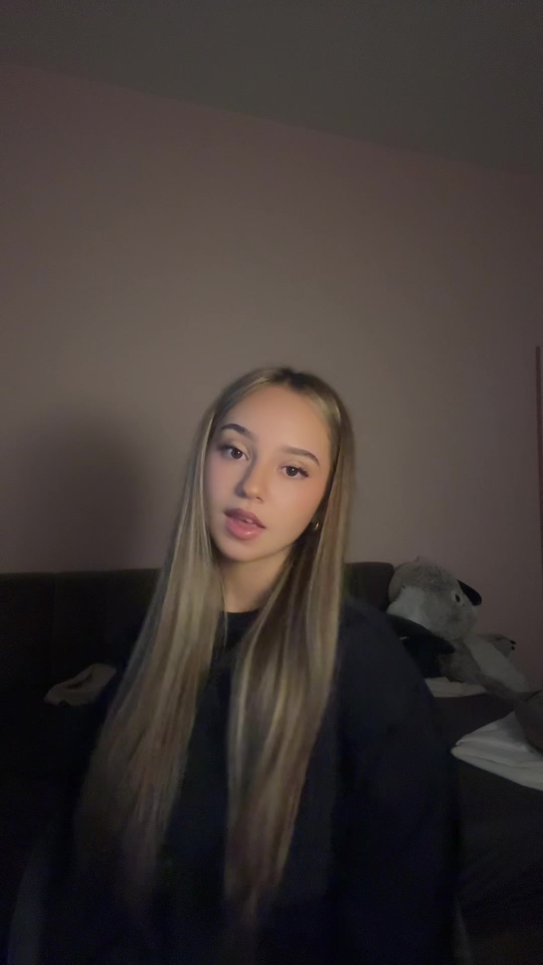 @izabela