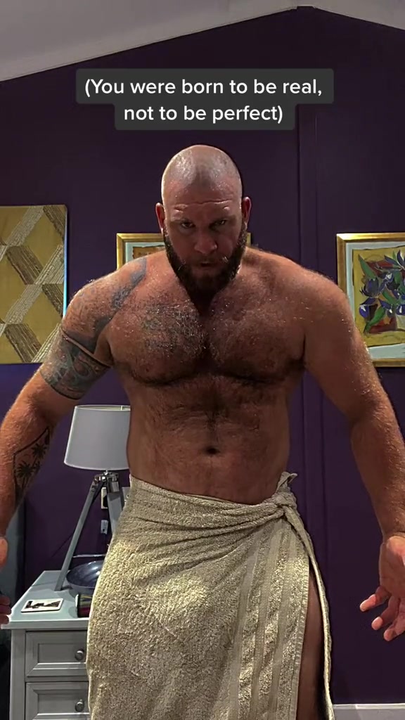 @AussieManAdventures