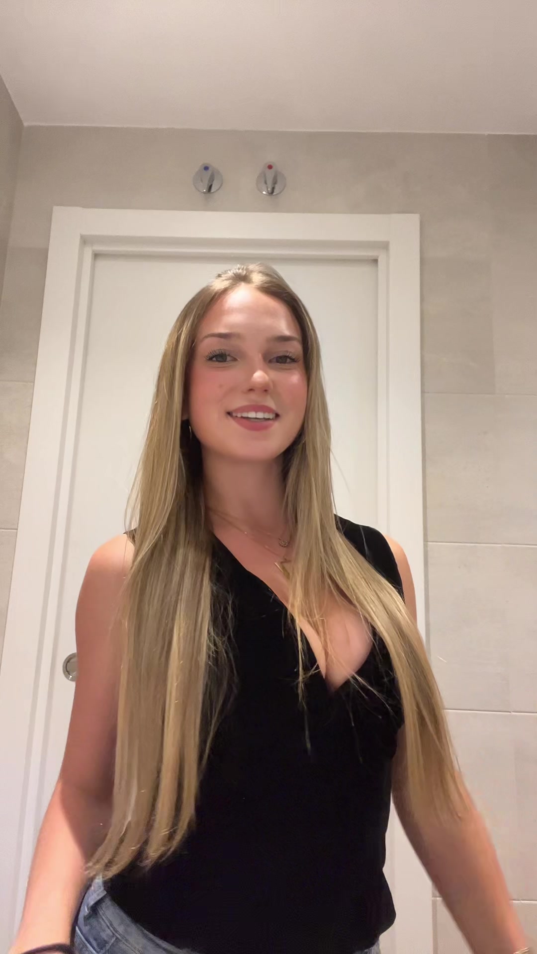 @vickyyy