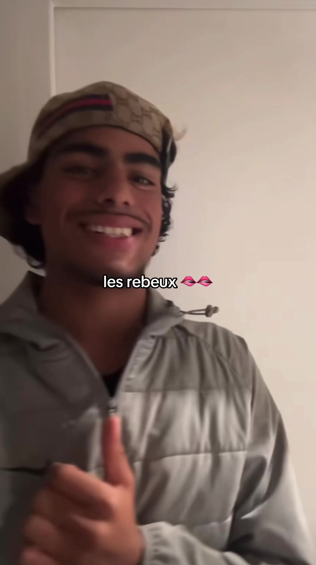 @𝐮𝐳𝐞𝐫.𝐥𝐳7
