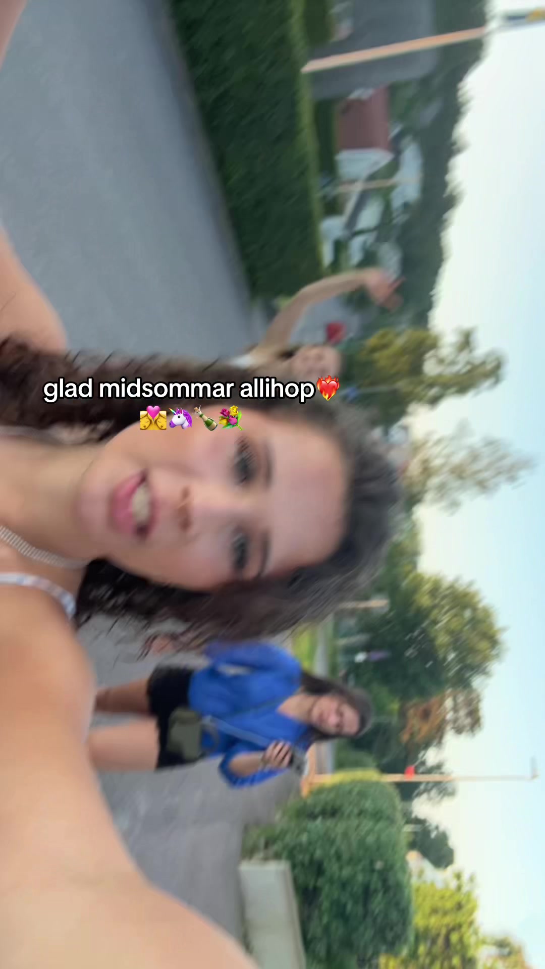 @🙊