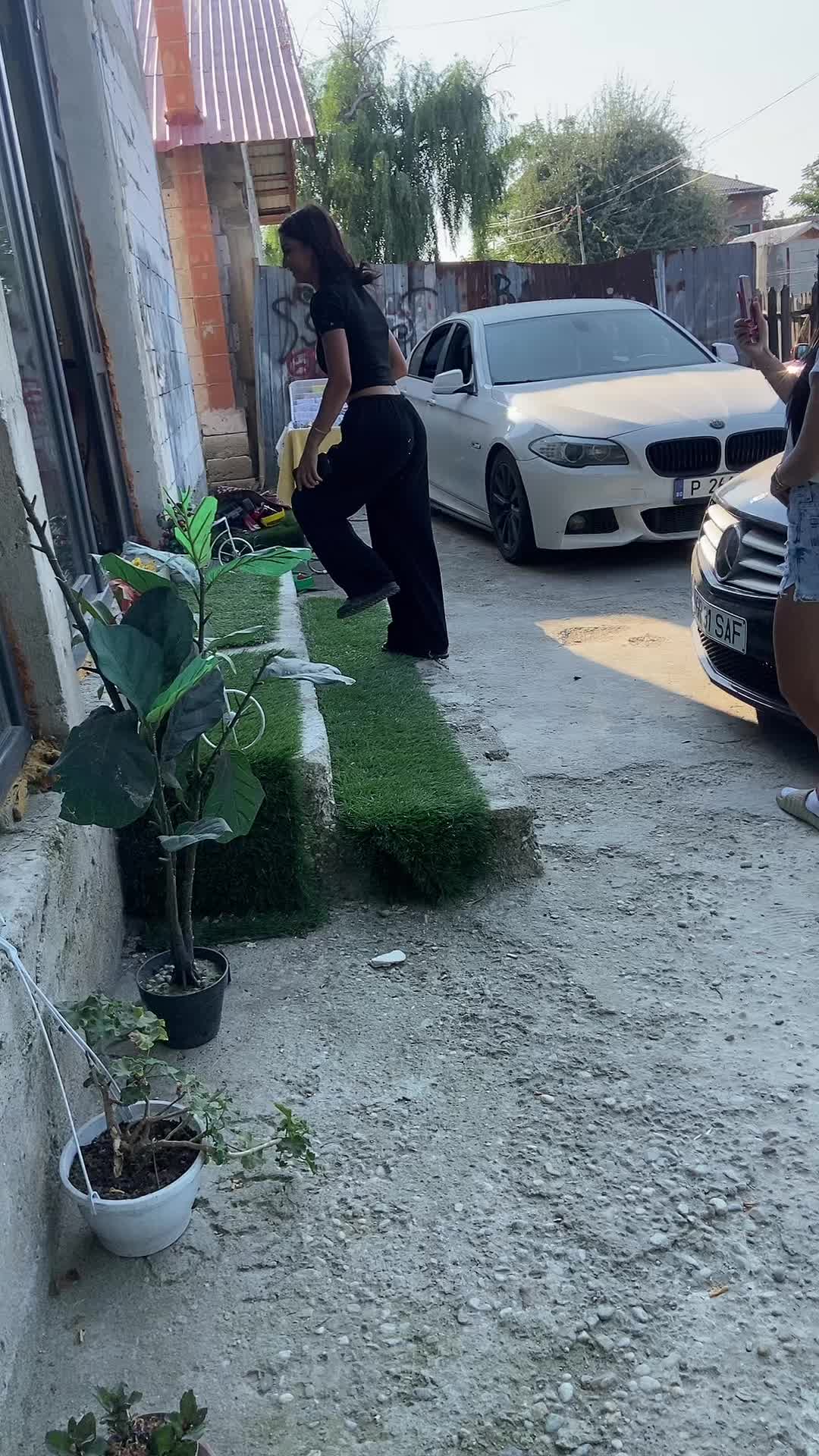 @Carmen