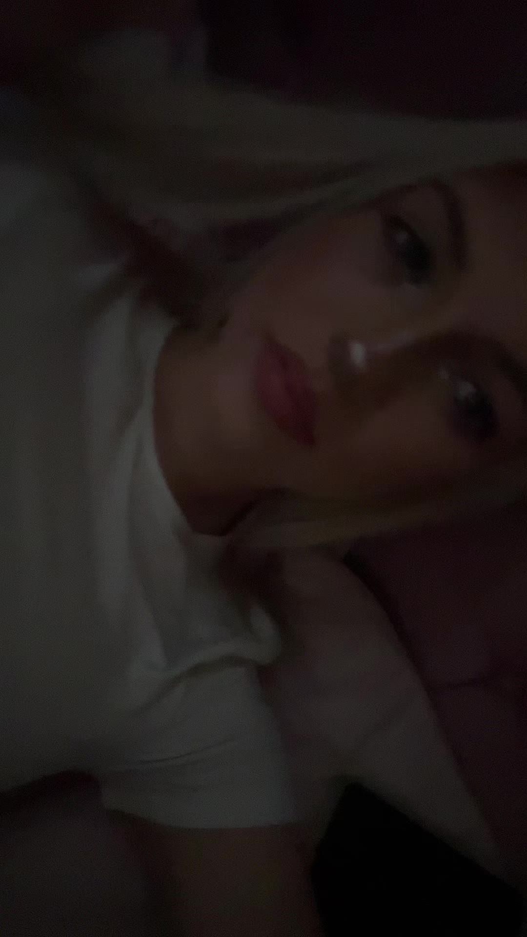 @️