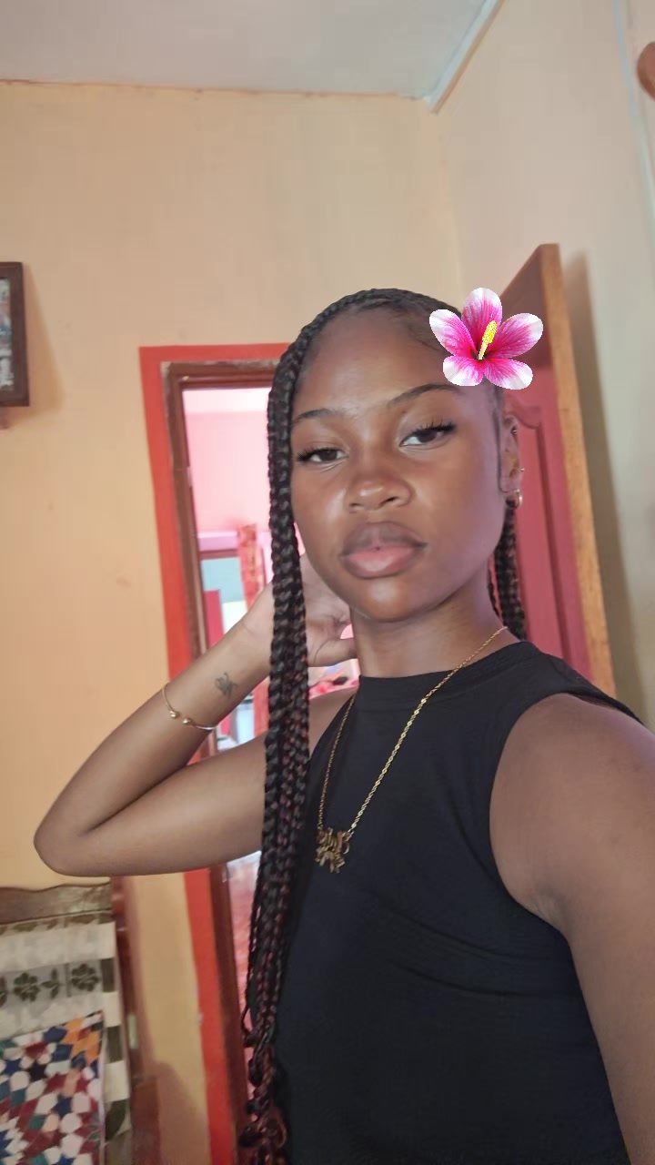 @Miss Ravina🤎!