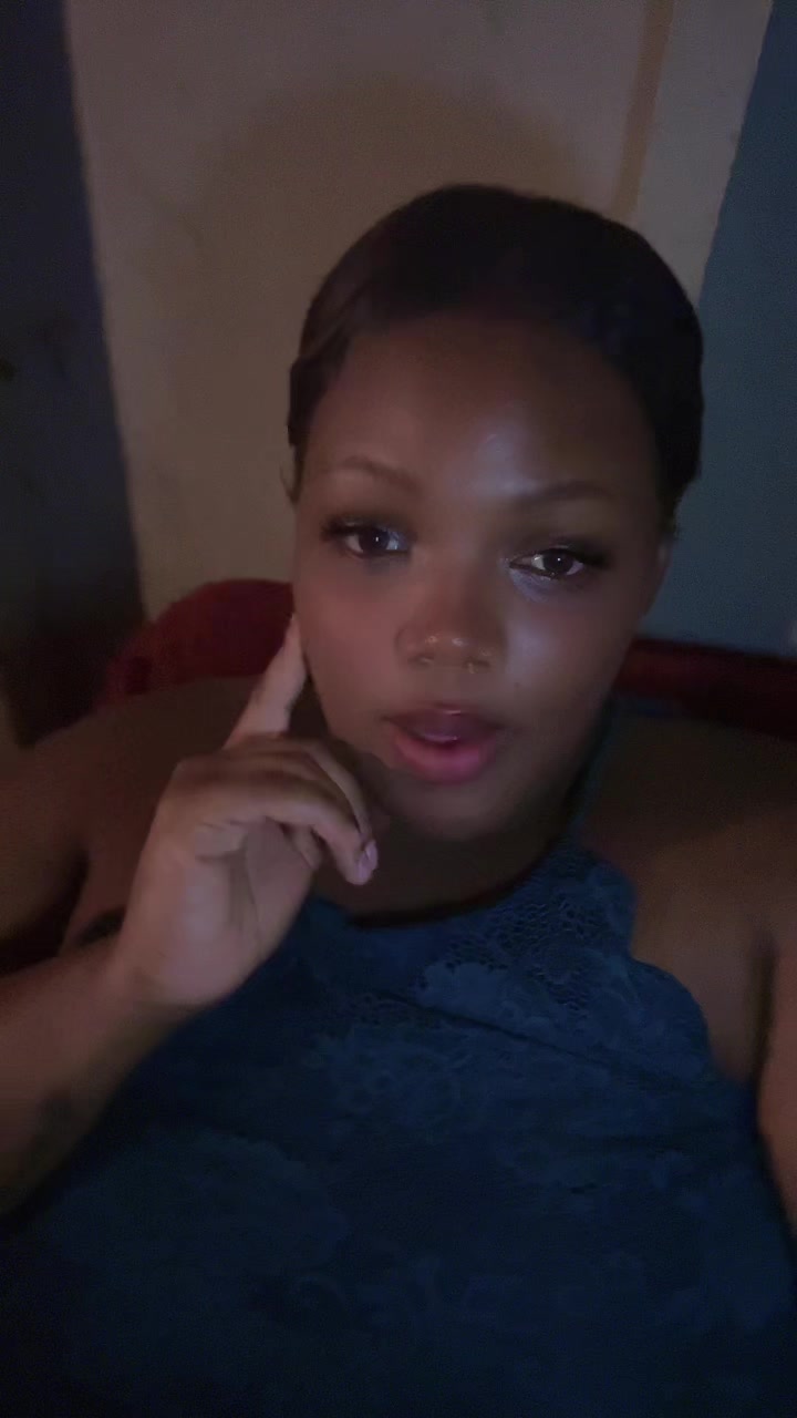 @Keyla🦋🌺