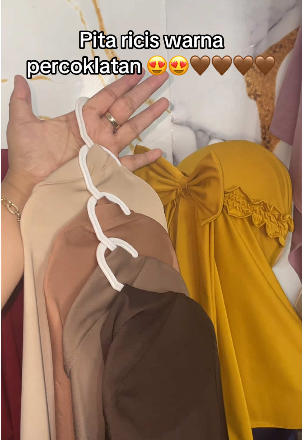 @Dewiigg