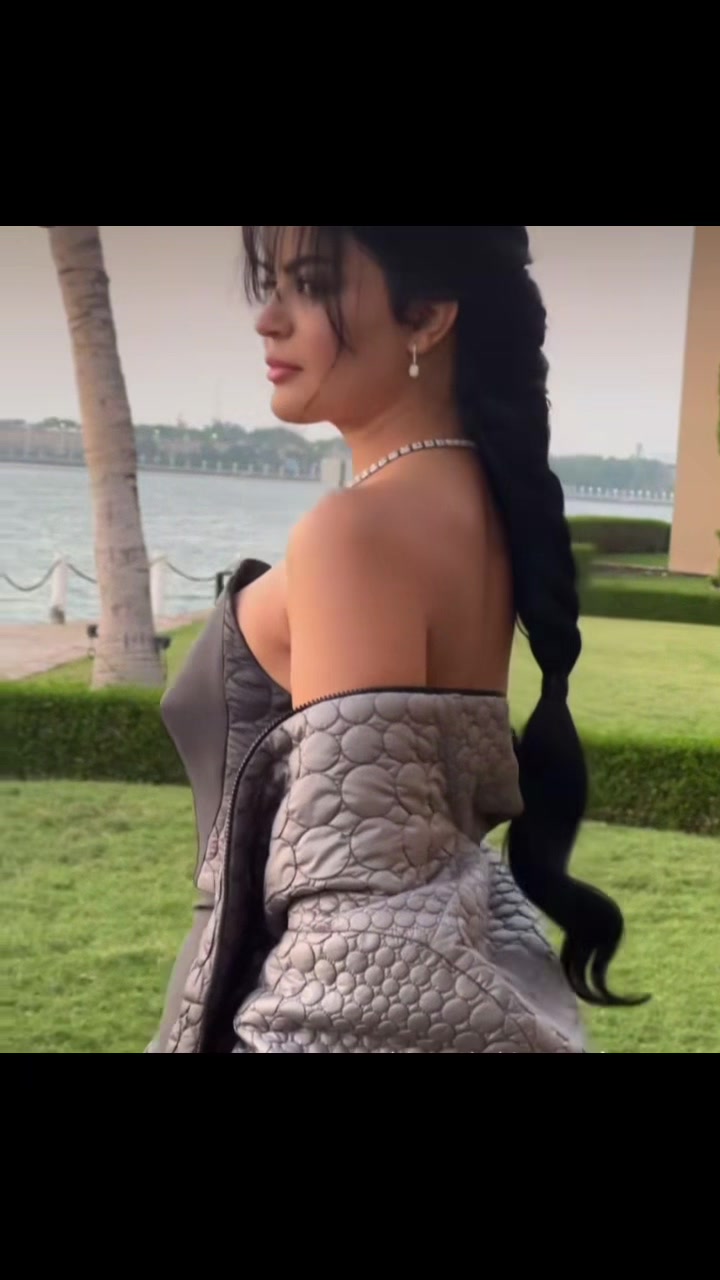 @uccuee