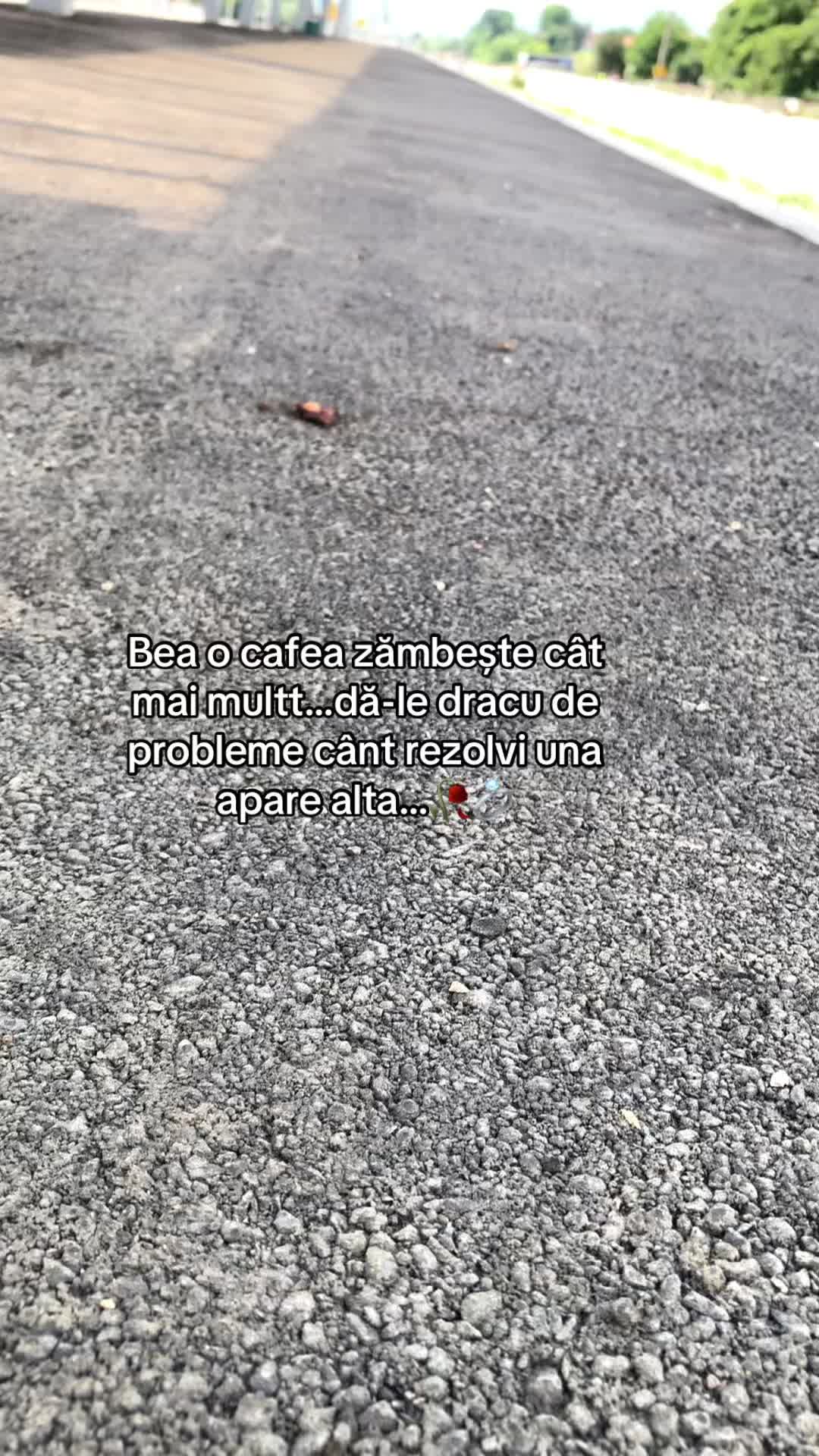 @🦅