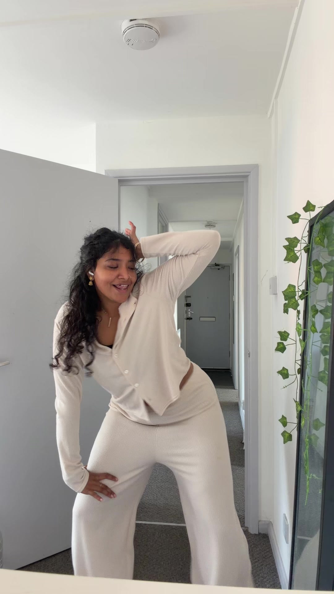 @Puhalini