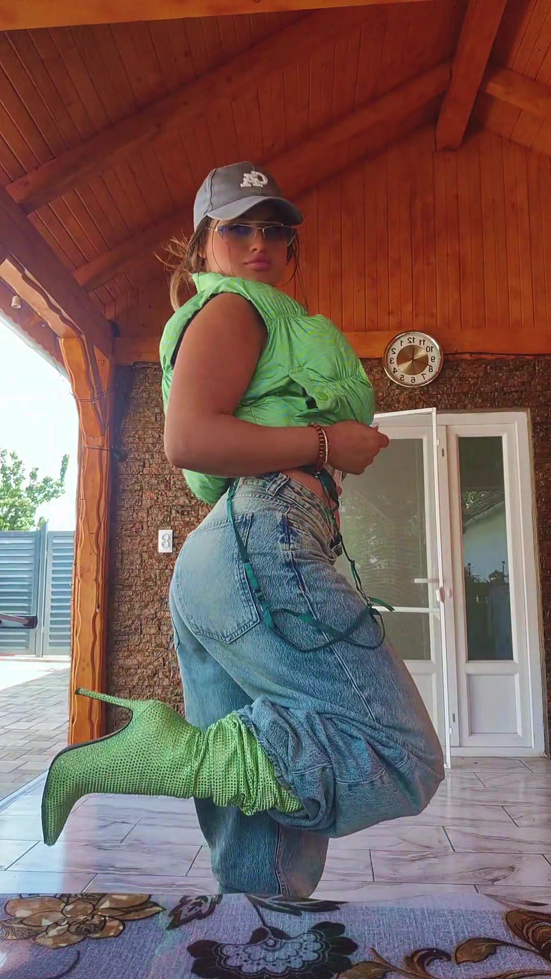 @Andreea🦋