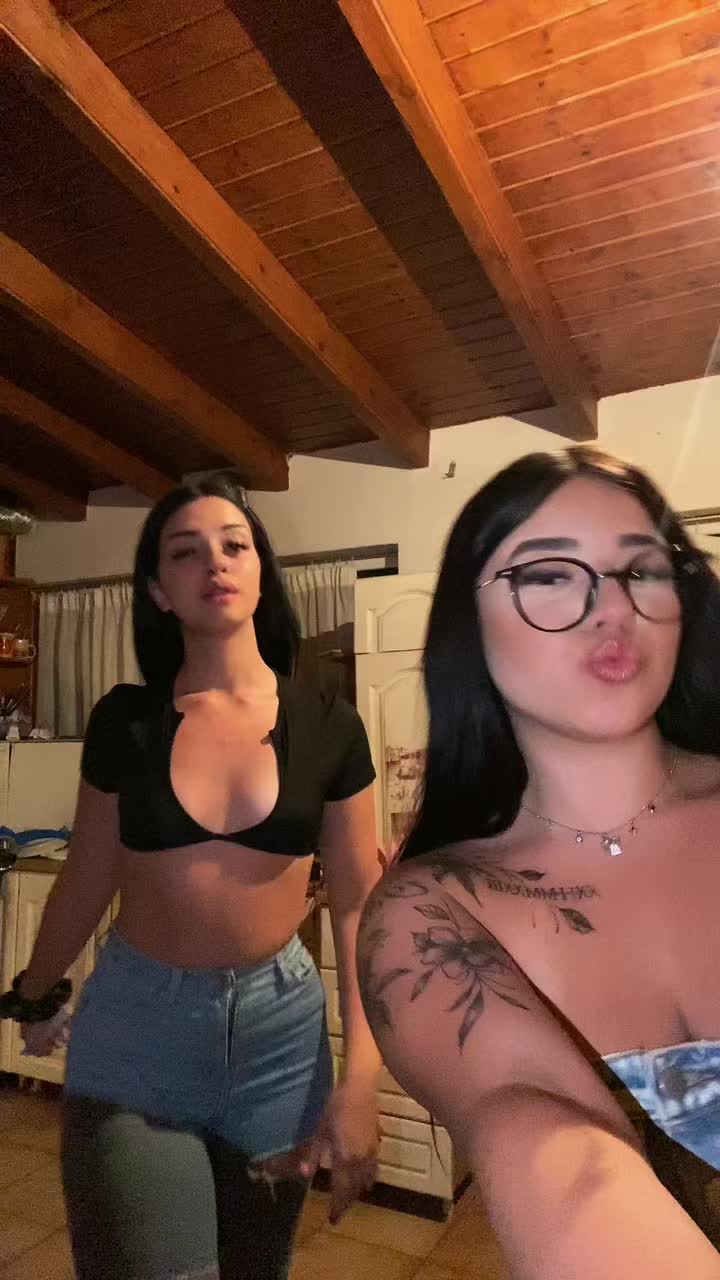 @𝓂𝒶𝒾𝓇𝒾𝒷𝒶𝒷𝓎💗