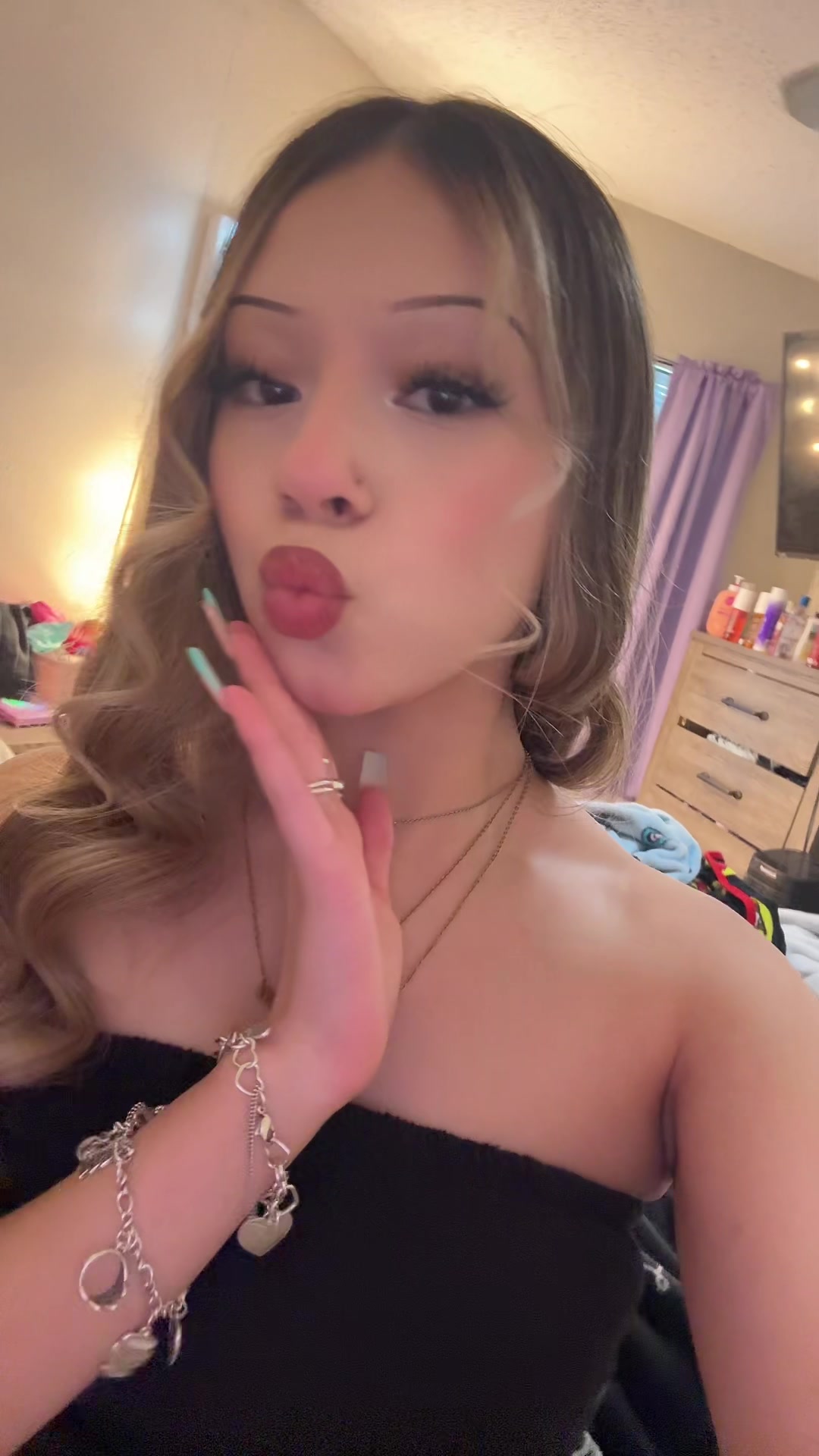 @𝒎𝒂𝒅𝒆𝒍𝒚𝒏𝒏𝒃𝒆𝒍𝒍𝒆👸🏼