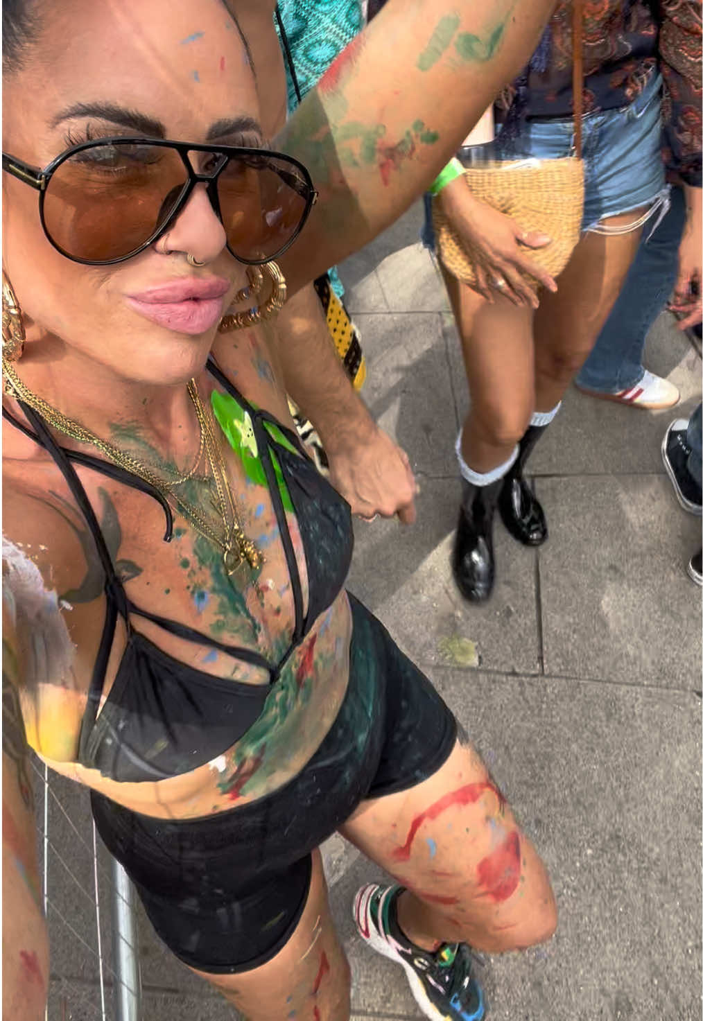 @JustSarahLou