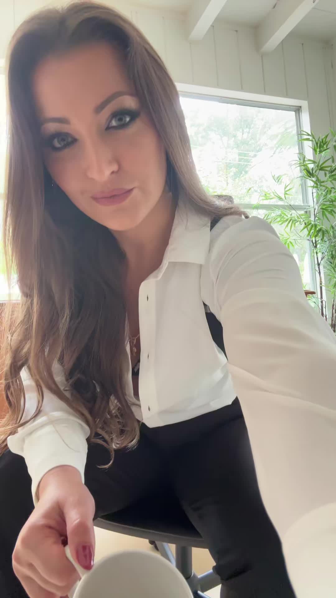 @Reginatrixia