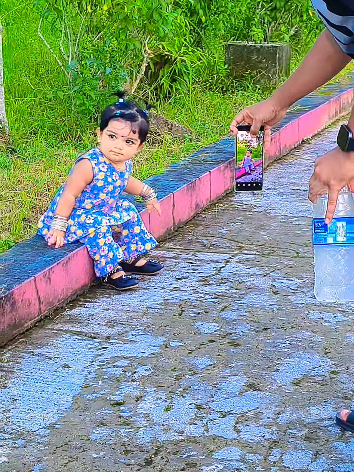 @Dipshikhaaritry