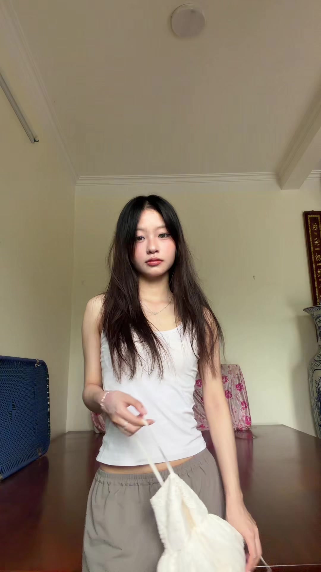 @._.