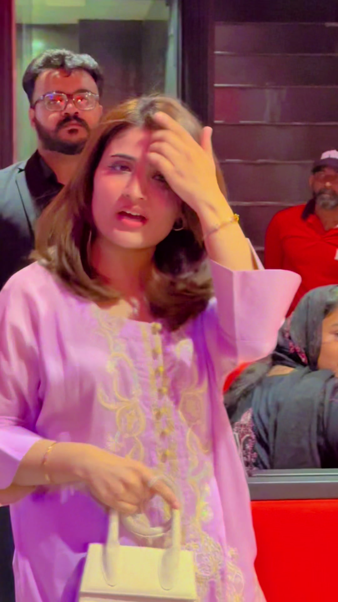 @Waqas Mian®️