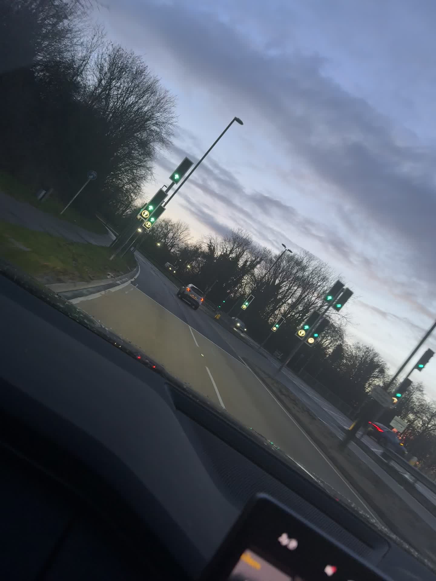 @Syeda🇬🇧🇵🇰