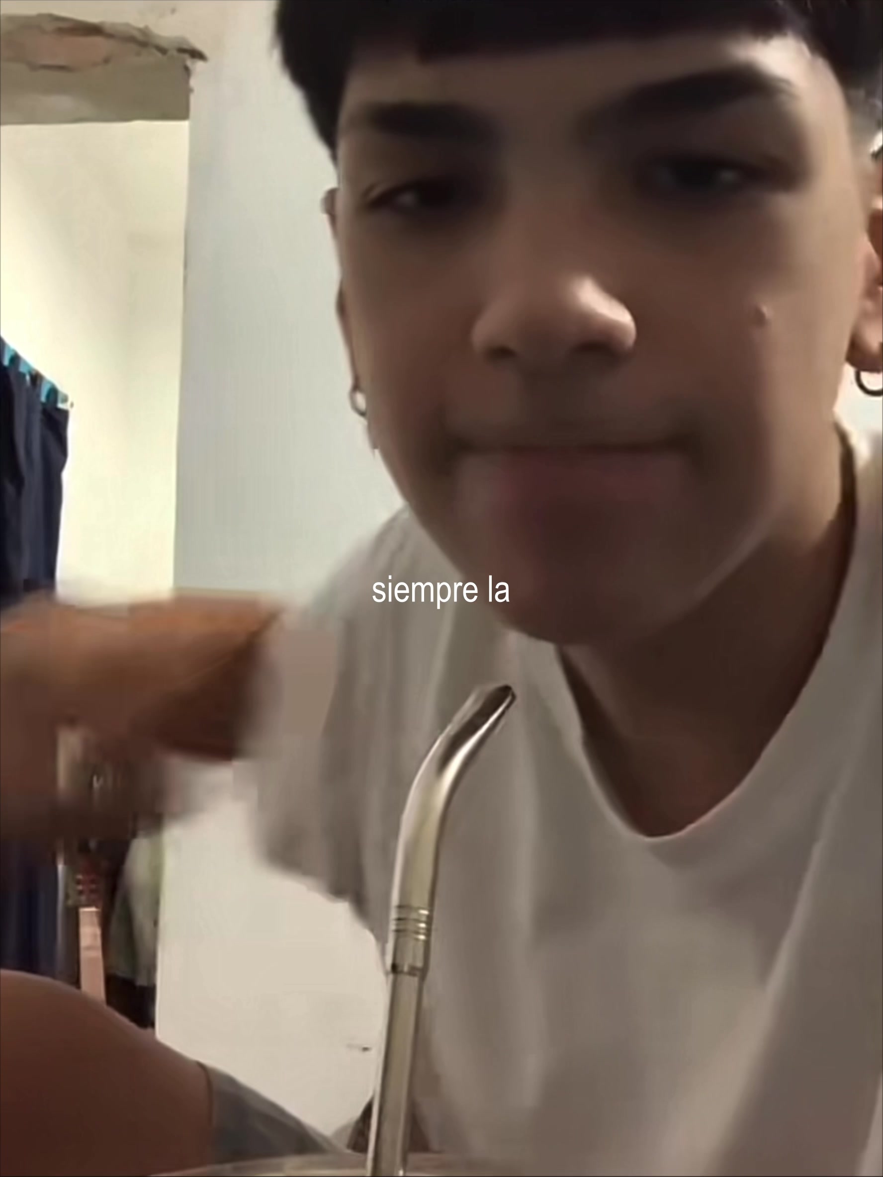 @uulises