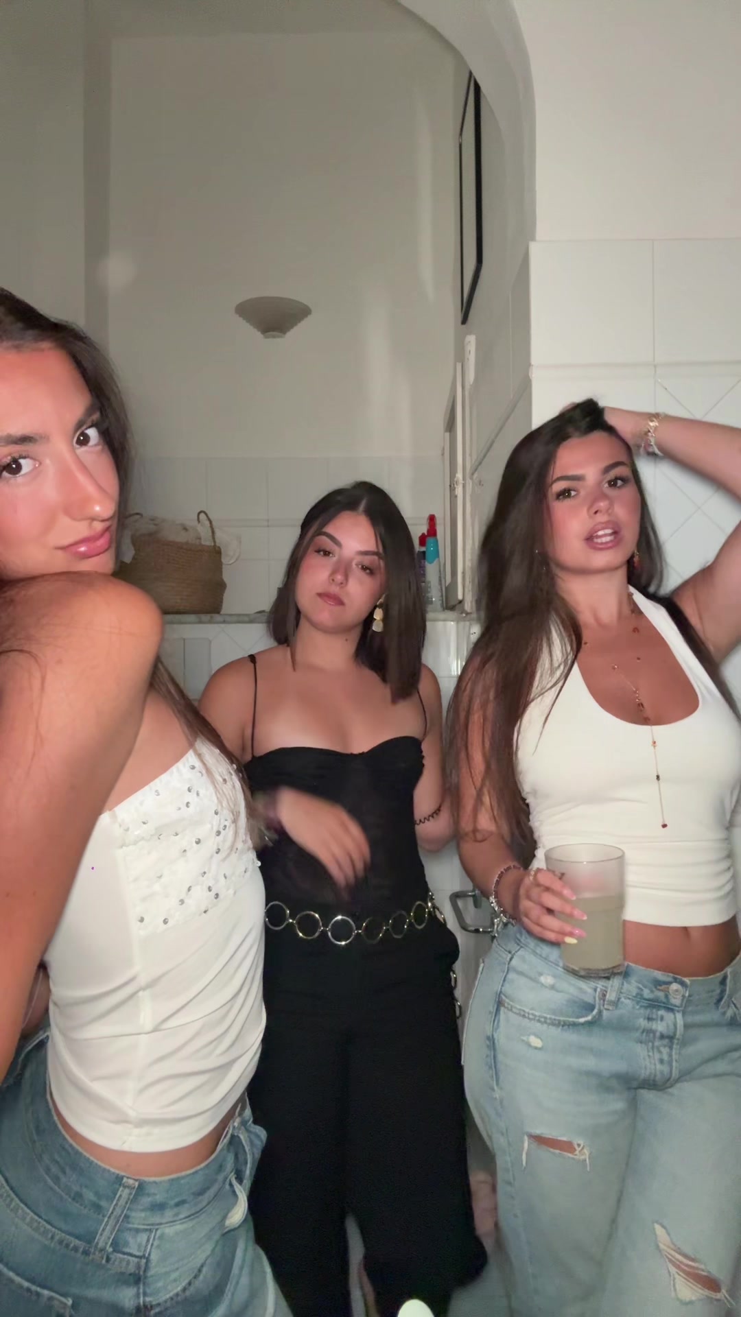 @annita