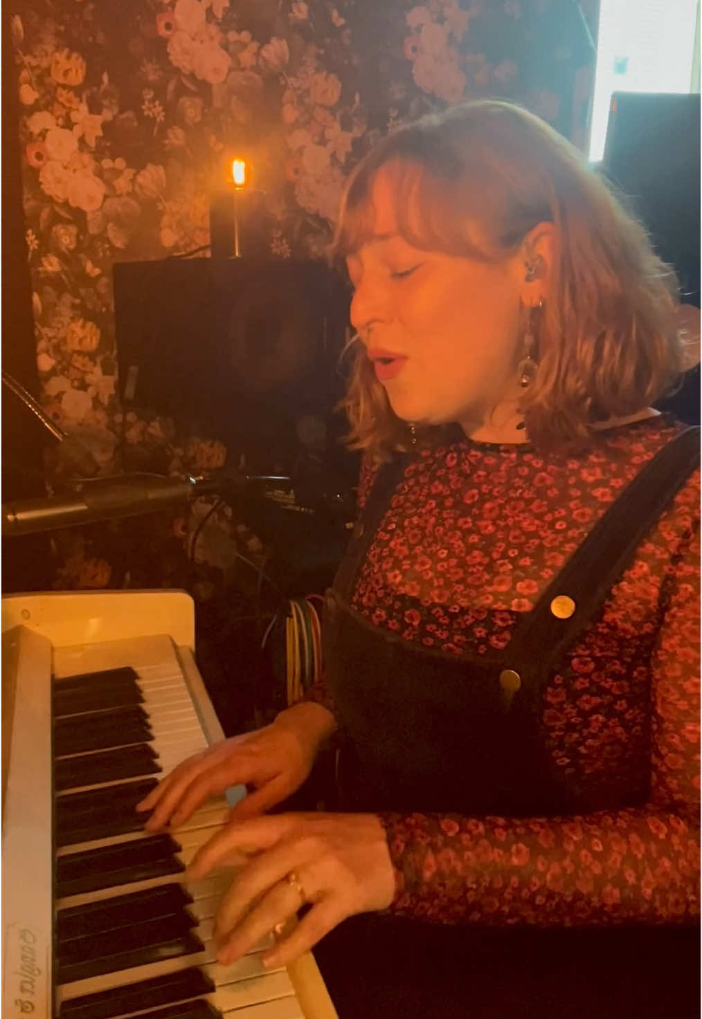 @Anouk Wolf ❀☽