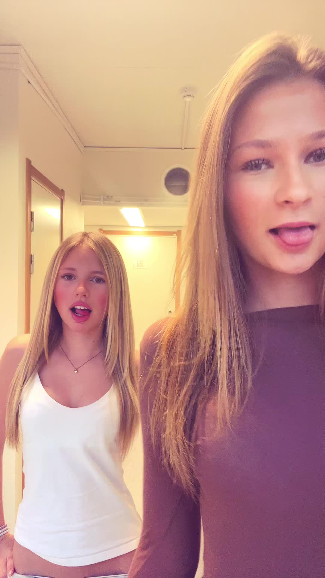 @Olivia,Nina😘😏