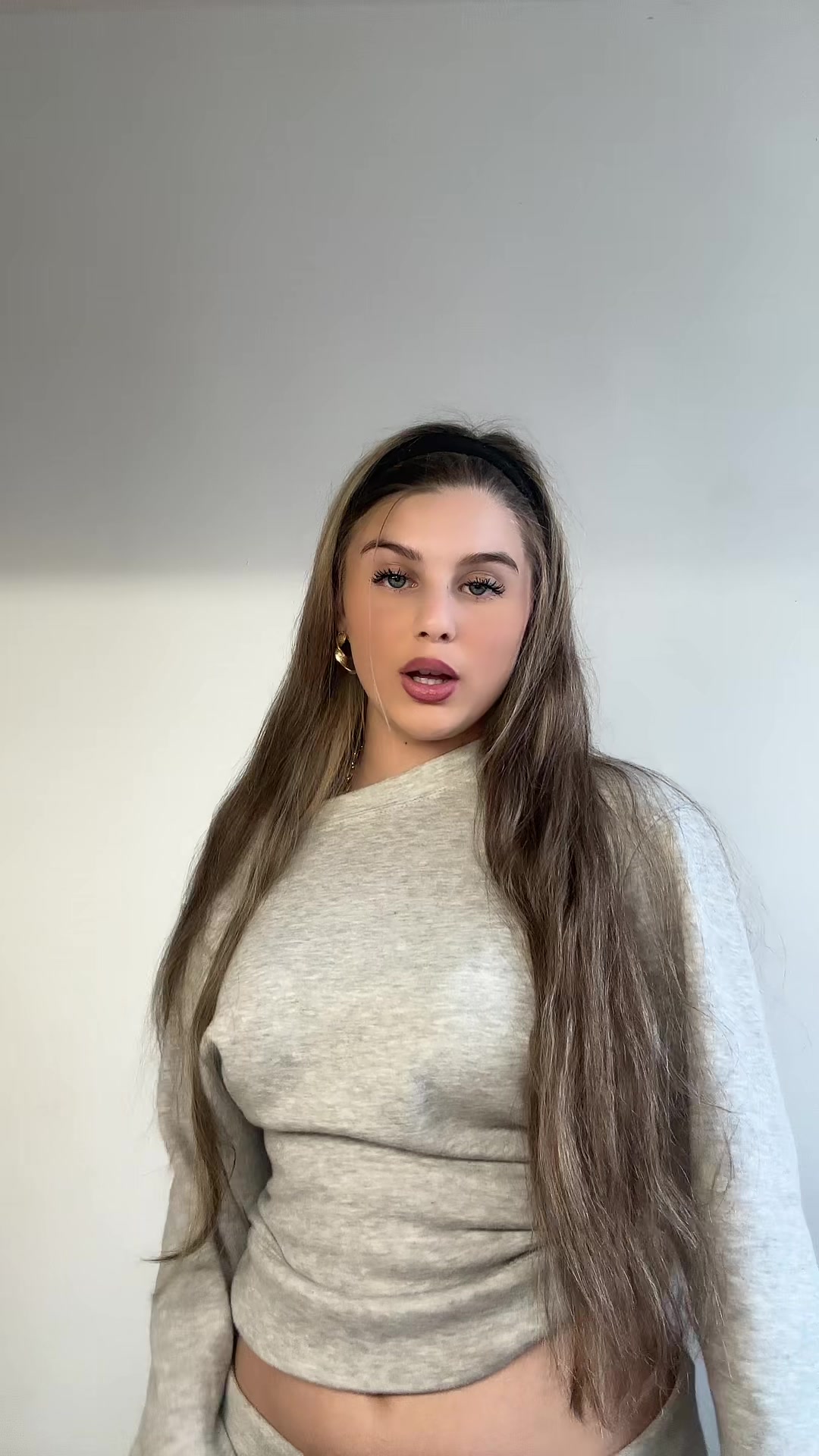@𝒩𝒶𝓉𝒶̀𝓁𝓁𝒾𝒶𝒶𝒽..
