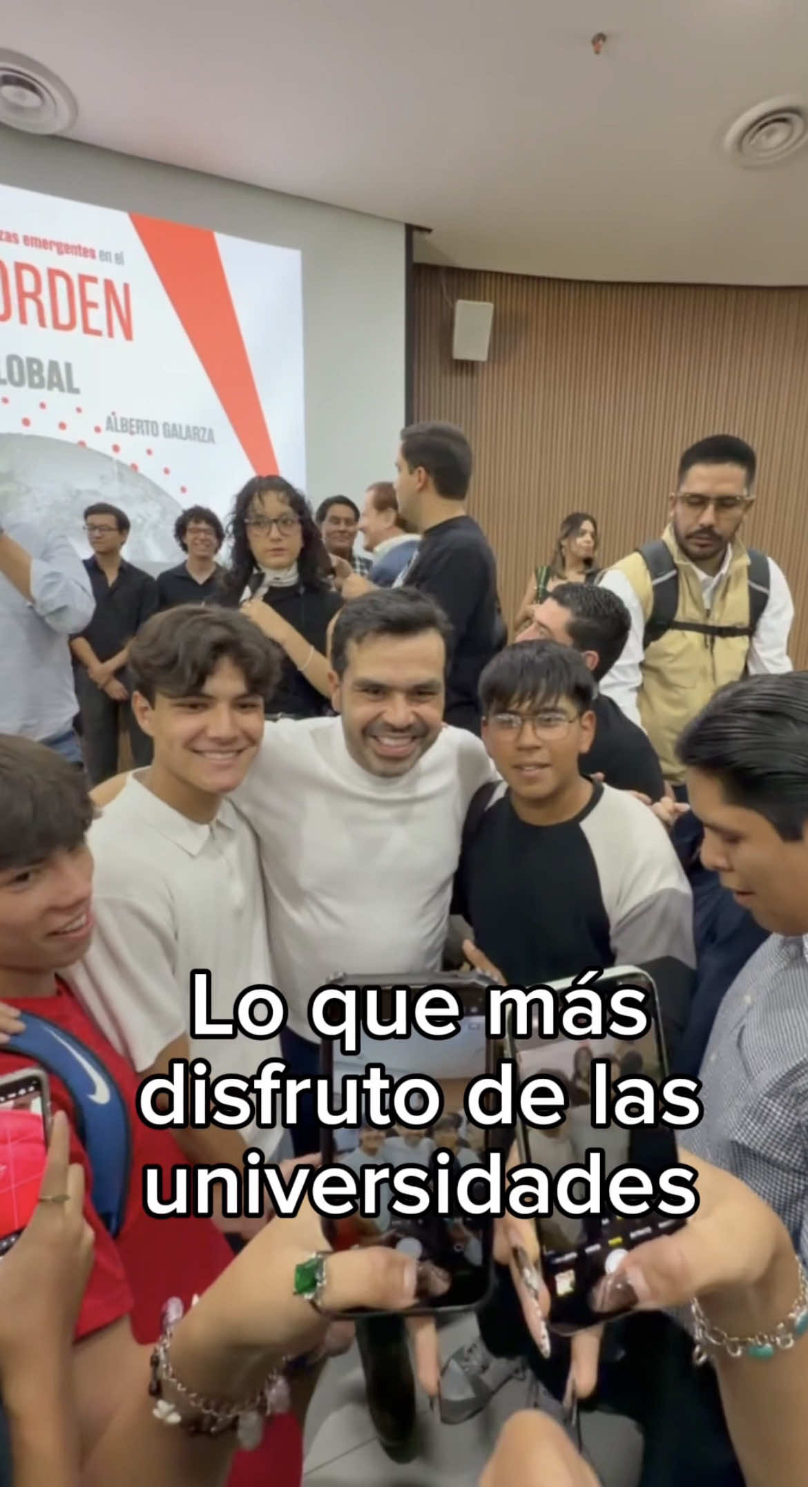 @Jorge Álvarez Máynez