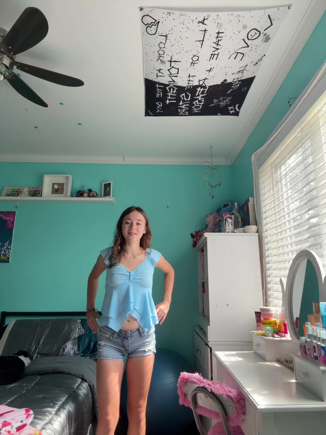 @totally_not_kiana