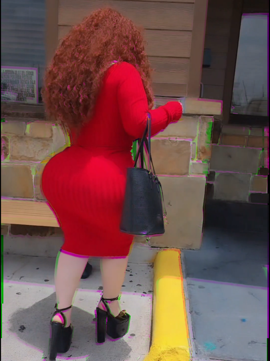 @yeslygomez