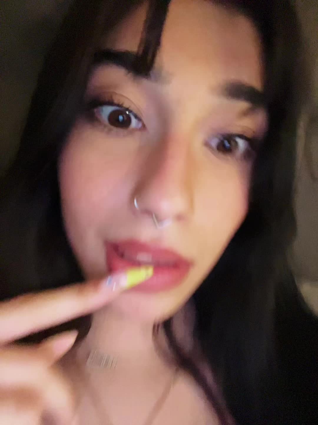 @🦠