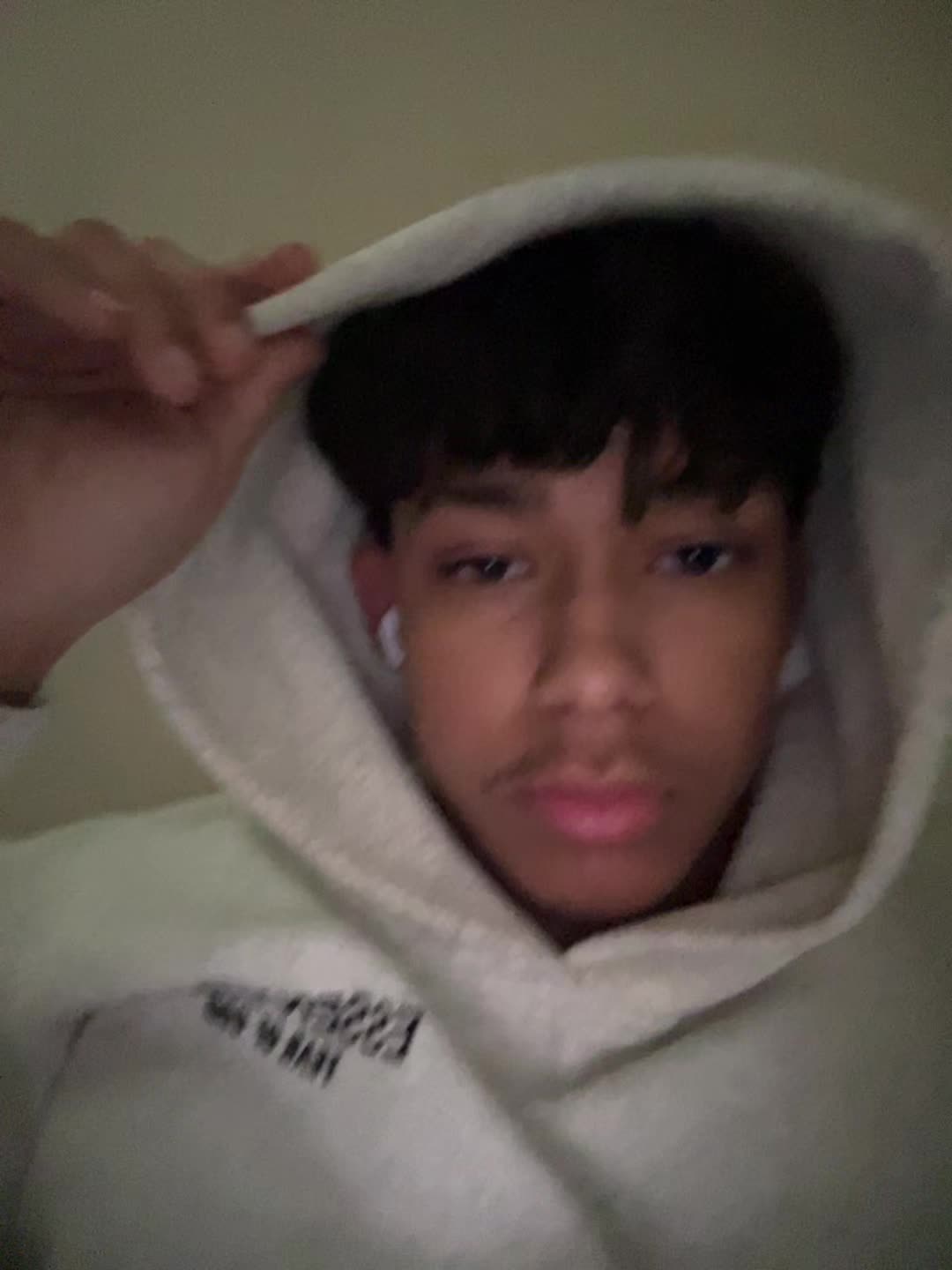 @just_yariel