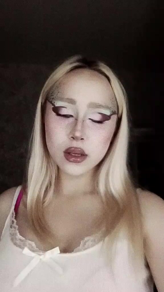 @нимфоманка