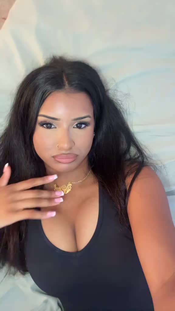 @Riya🌟