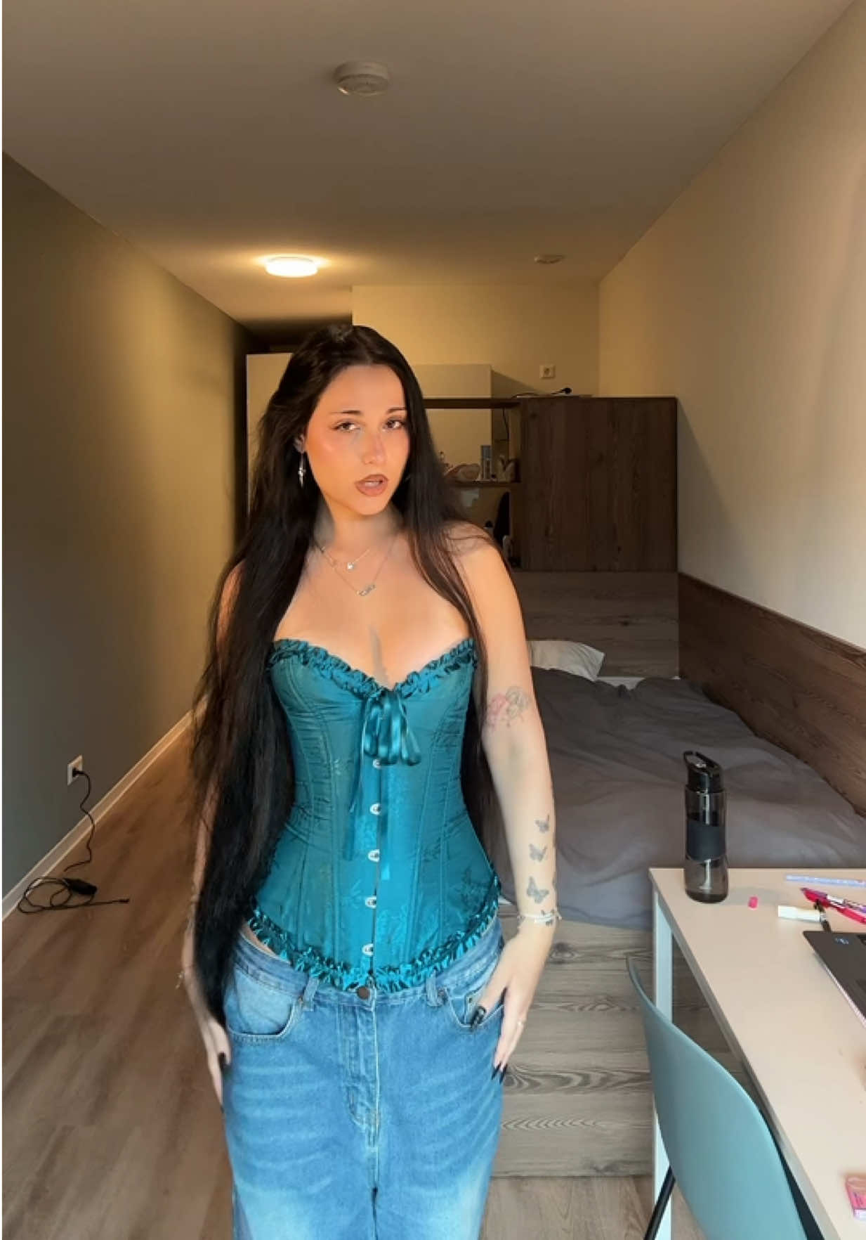 @velvet