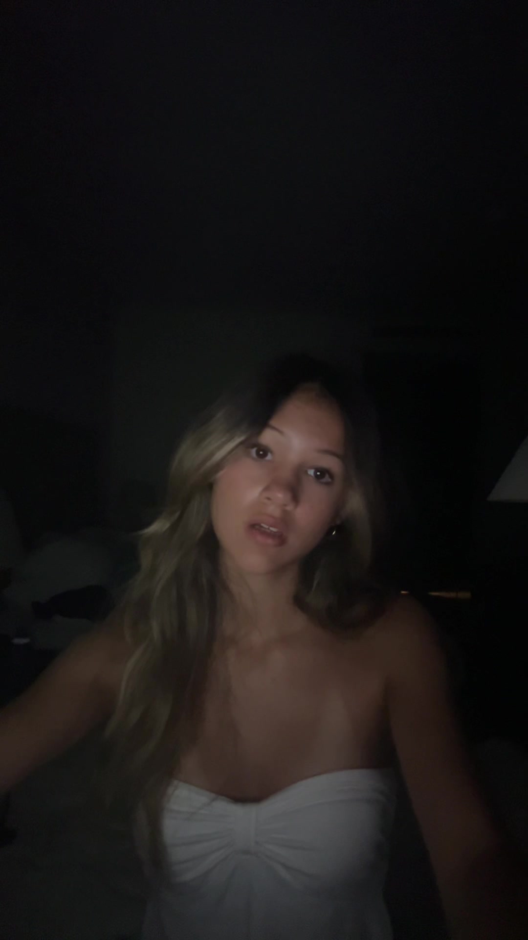@ellieee