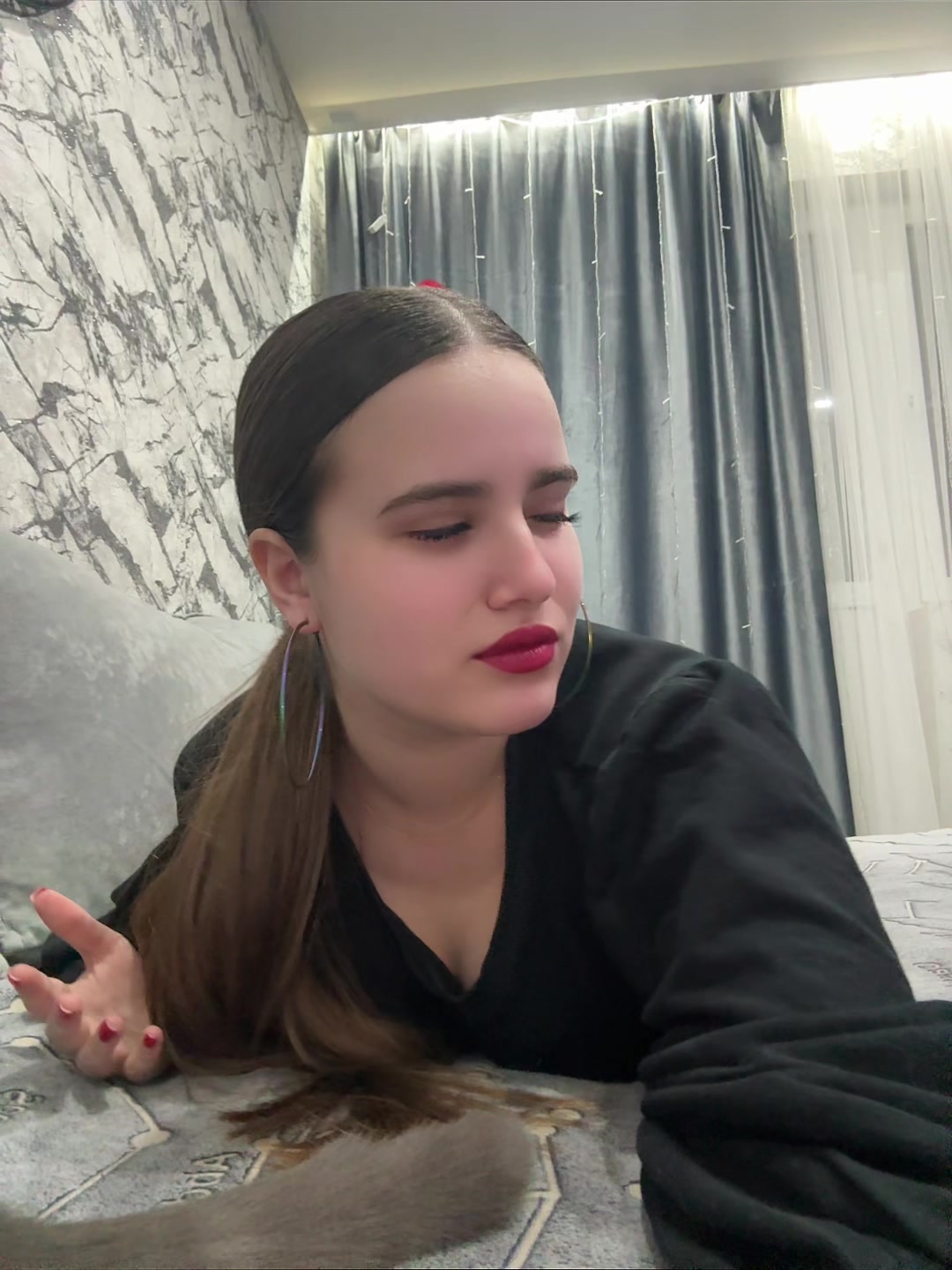 @тгк: KMAXX