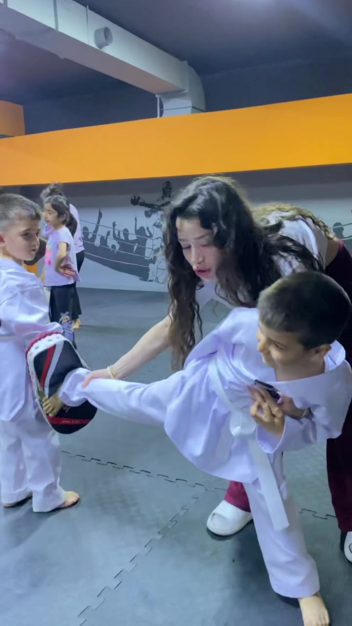 @Ezgi☀️🎐🧘🏻&zwj;♀️