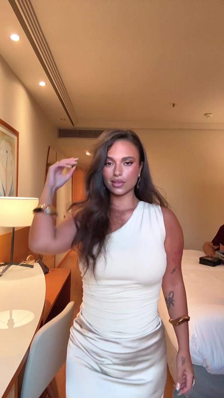 @Luciaaattt