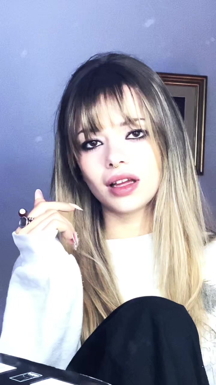 @lariuuuus