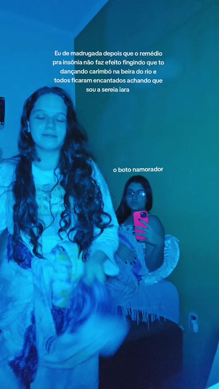 @Ariana Neves